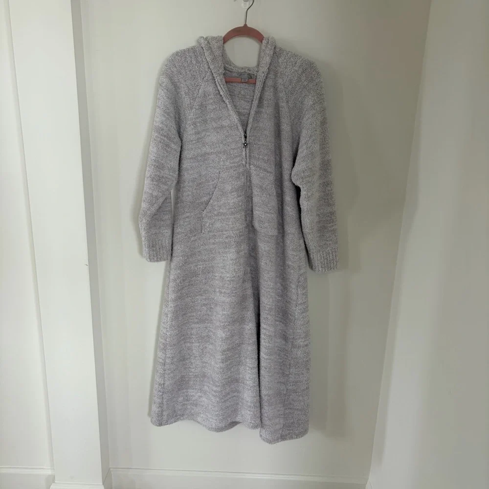 Barefoot Dreams Soft Gray Zip-Up Robe - Picture 3 of 6